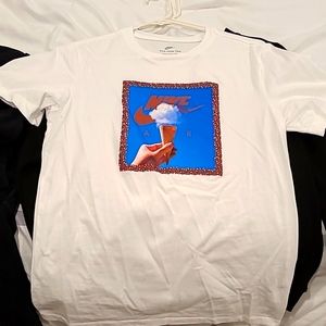 Size small nike ice cream tee